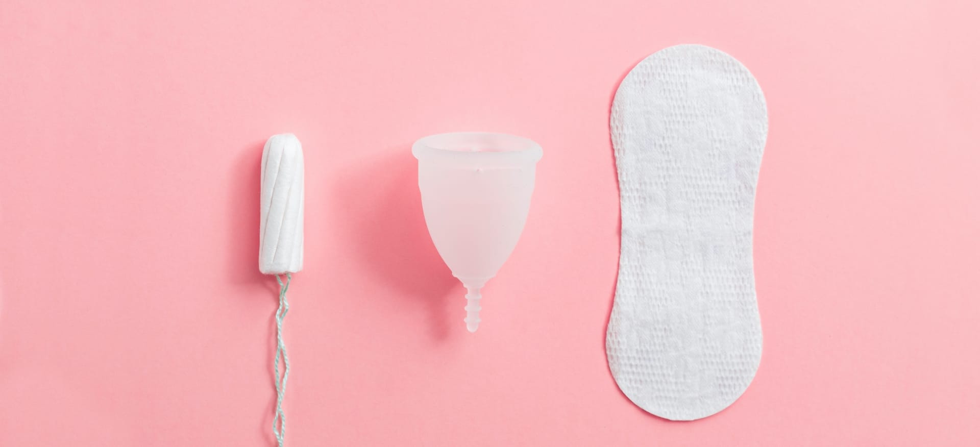 Illustration du syndrôme du choc toxique, tampon et cup menstruelle